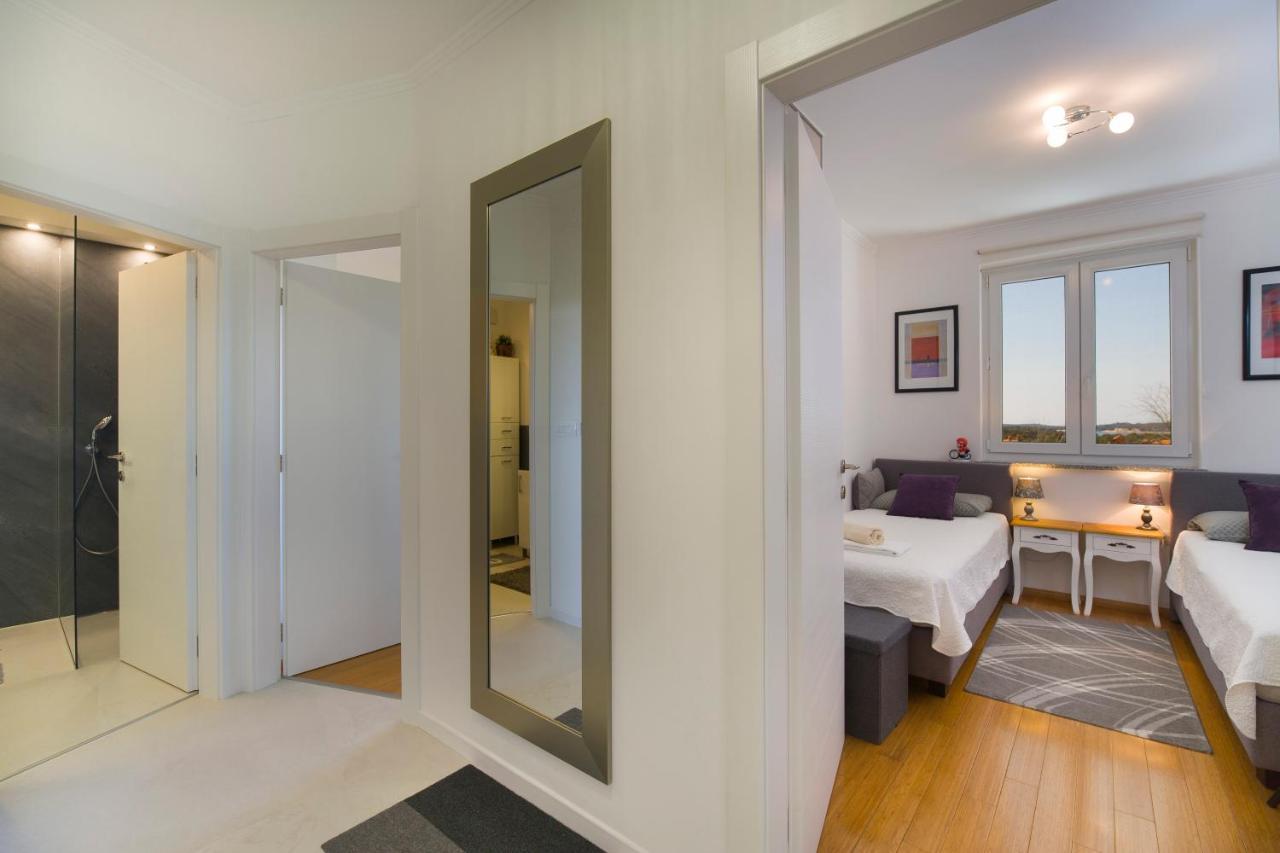 Apartment Marica プーラ エクステリア 写真