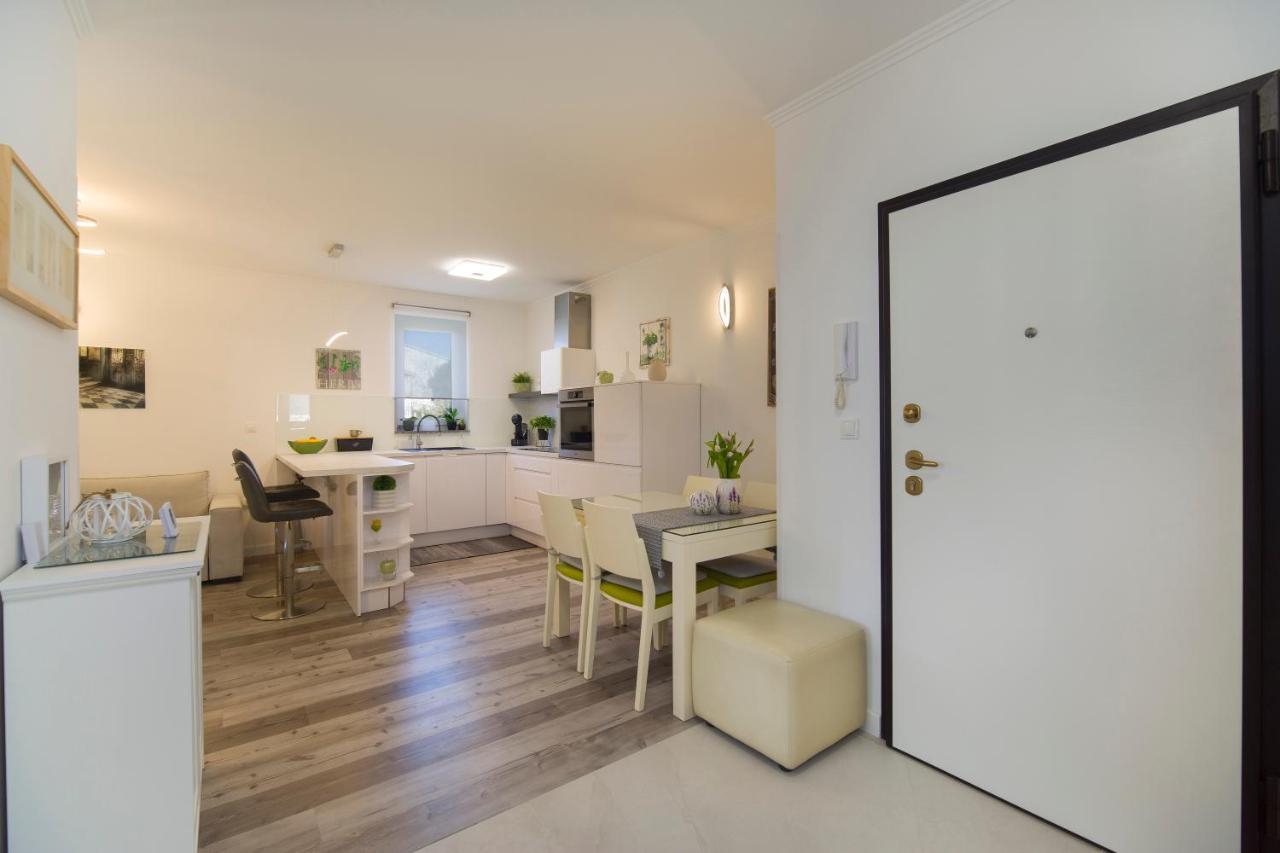 Apartment Marica プーラ エクステリア 写真