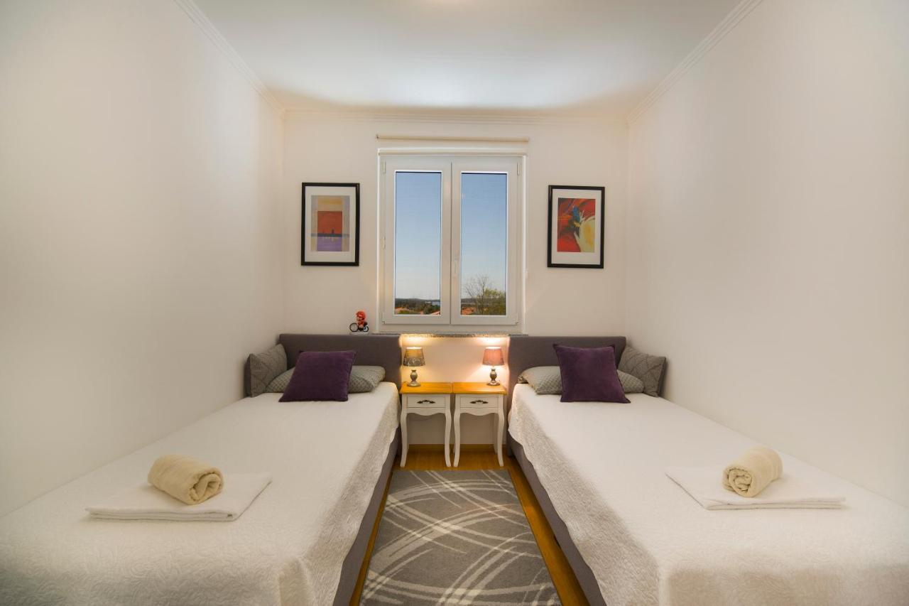 Apartment Marica プーラ エクステリア 写真