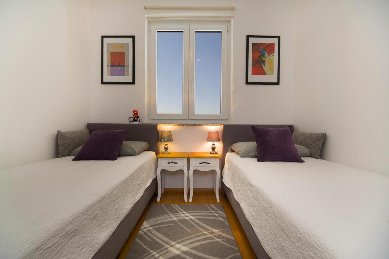 Apartment Marica プーラ エクステリア 写真