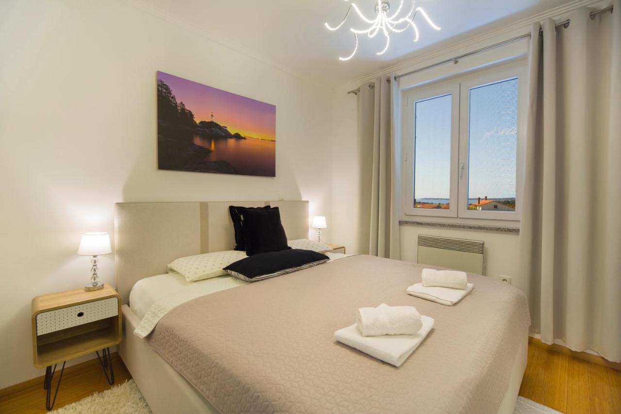 Apartment Marica プーラ エクステリア 写真
