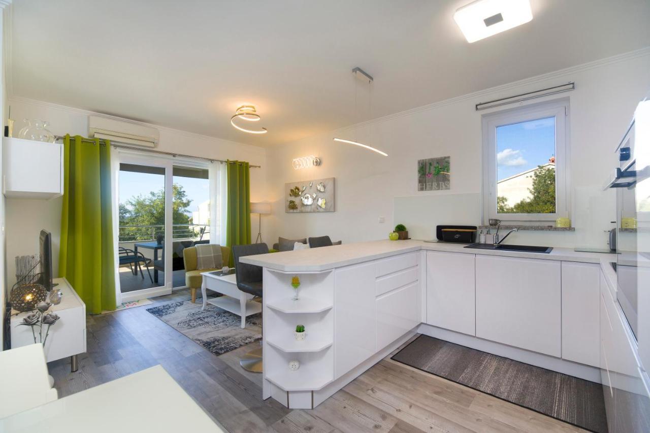 Apartment Marica プーラ エクステリア 写真